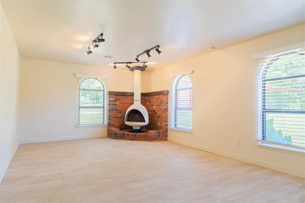 Photo 8 — 30839 E County Road 1570 Road, Pauls Valley, OK 73075