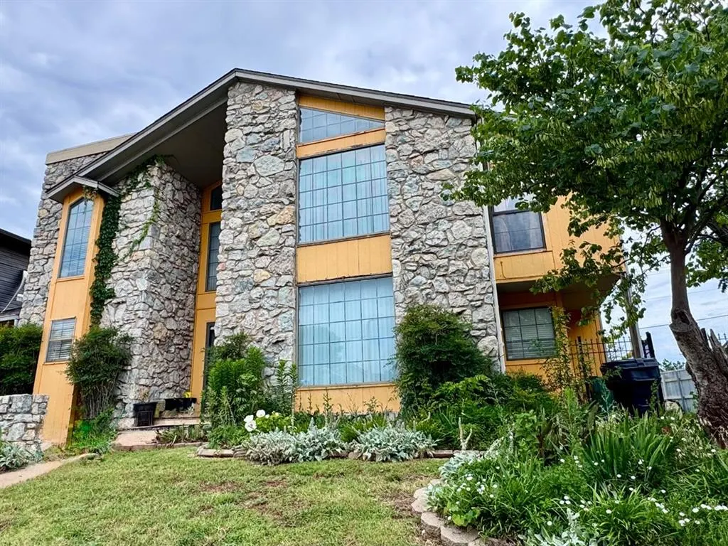 Front exterior — 2825 Tealwood Drive, Oklahoma City, OK 73120