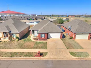 Sold home at 5929 SE 66th Street