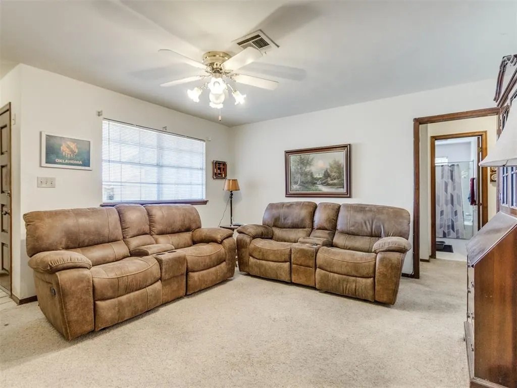 Photo 3 — 16 Red Rock Road, Shawnee, OK 74804
