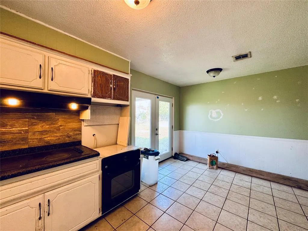 Photo 23 — 816 E Midland Street, Shawnee, OK 74804