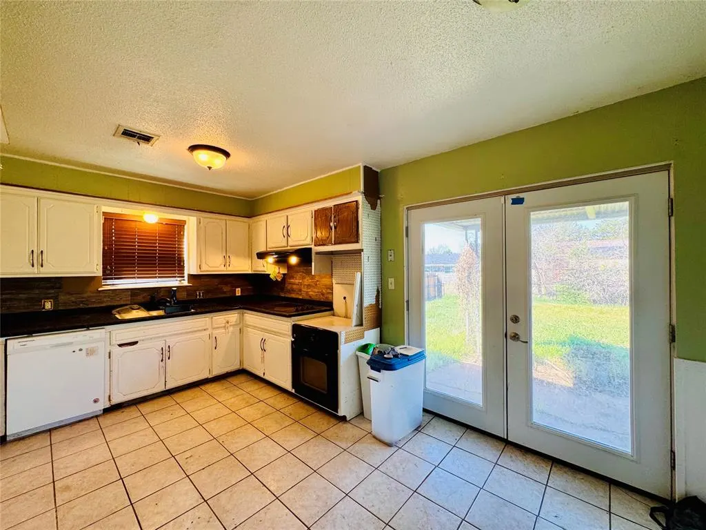 Photo 25 — 816 E Midland Street, Shawnee, OK 74804