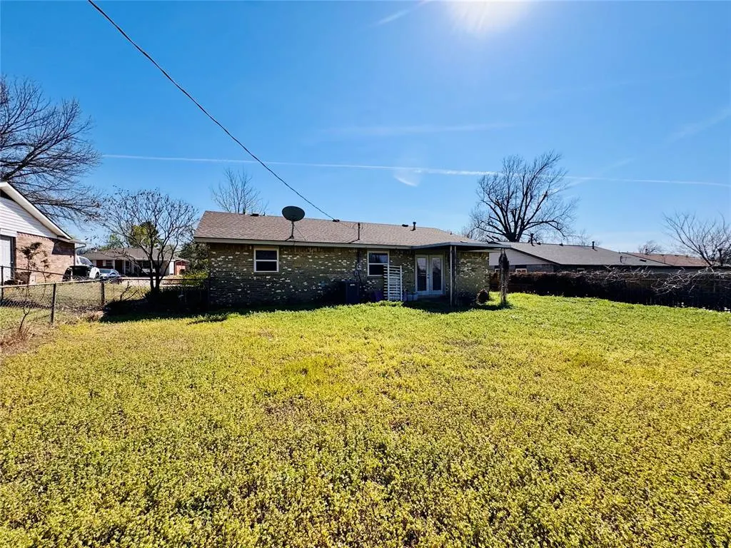 Photo 26 — 816 E Midland Street, Shawnee, OK 74804