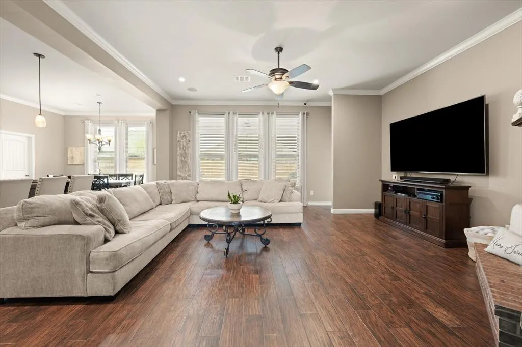 Photo 5 — 300 Sonora Lane, Norman, OK 73069
