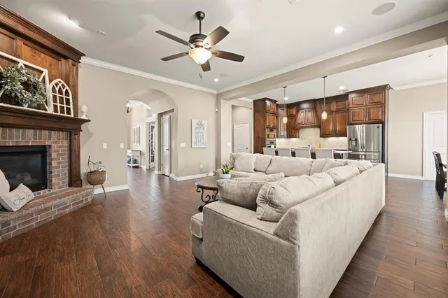 Photo 6 — 300 Sonora Lane, Norman, OK 73069