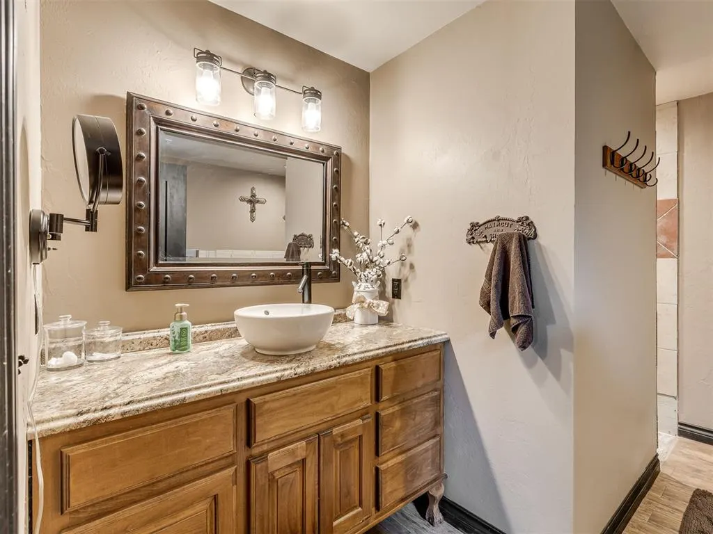 Photo 19 — 8801 Hartman Road, Noble, OK 73068