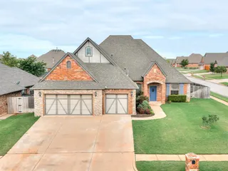 Sold home at 601 Dayton Circle