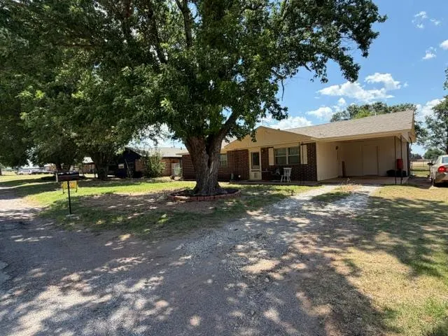 Photo 3 — 315 E Ada Street, Tipton, OK 73570