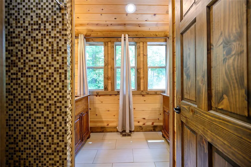 Photo 21 — 238 Timber Creek Trail, Broken Bow, OK 74728