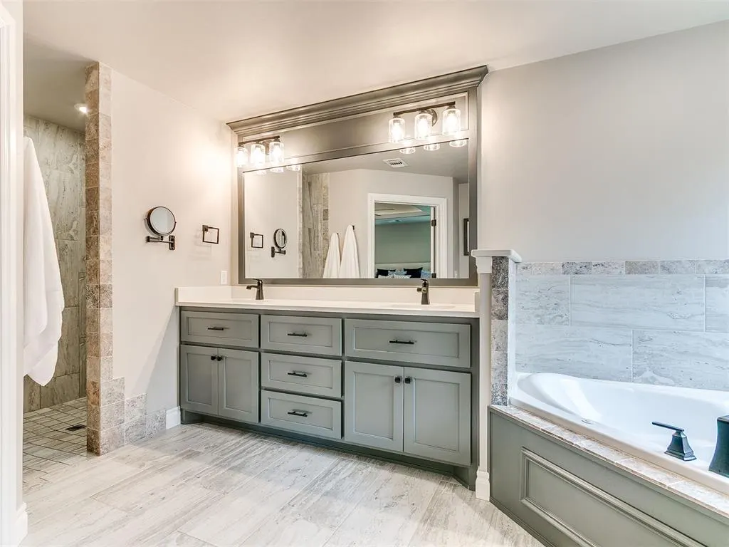 Photo 18 — 8700 Snow Court, Edmond, OK 73007