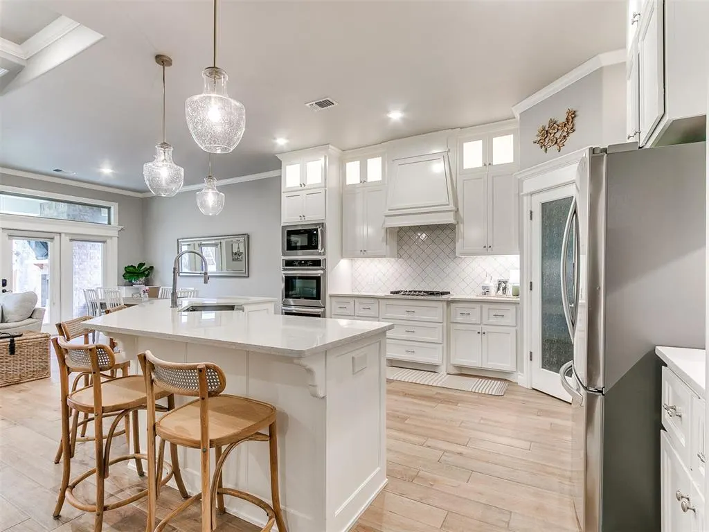 Photo 8 — 8700 Snow Court, Edmond, OK 73007