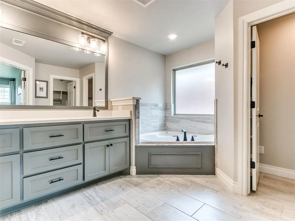 Photo 19 — 8700 Snow Court, Edmond, OK 73007