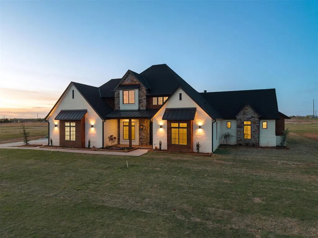 Front exterior — 9214 S Cimarron Road, Mustang, OK 73064
