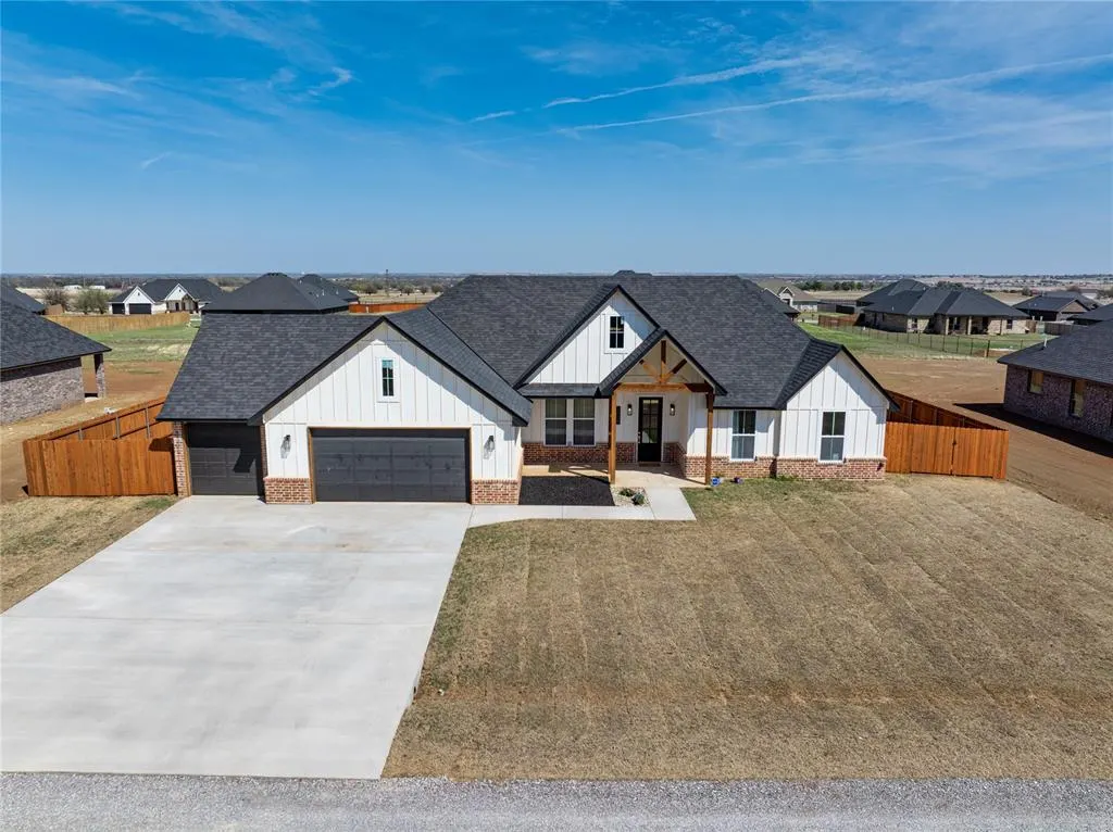 Front exterior — 5488 NE Minnow Lane, Elgin, OK 73538