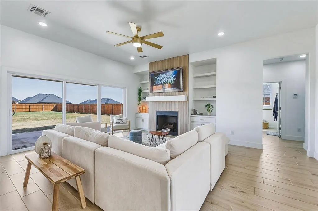 Photo 13 — 5488 NE Minnow Lane, Elgin, OK 73538