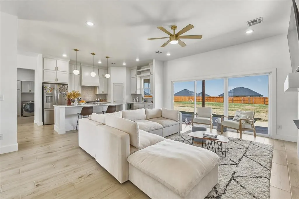 Photo 15 — 5488 NE Minnow Lane, Elgin, OK 73538