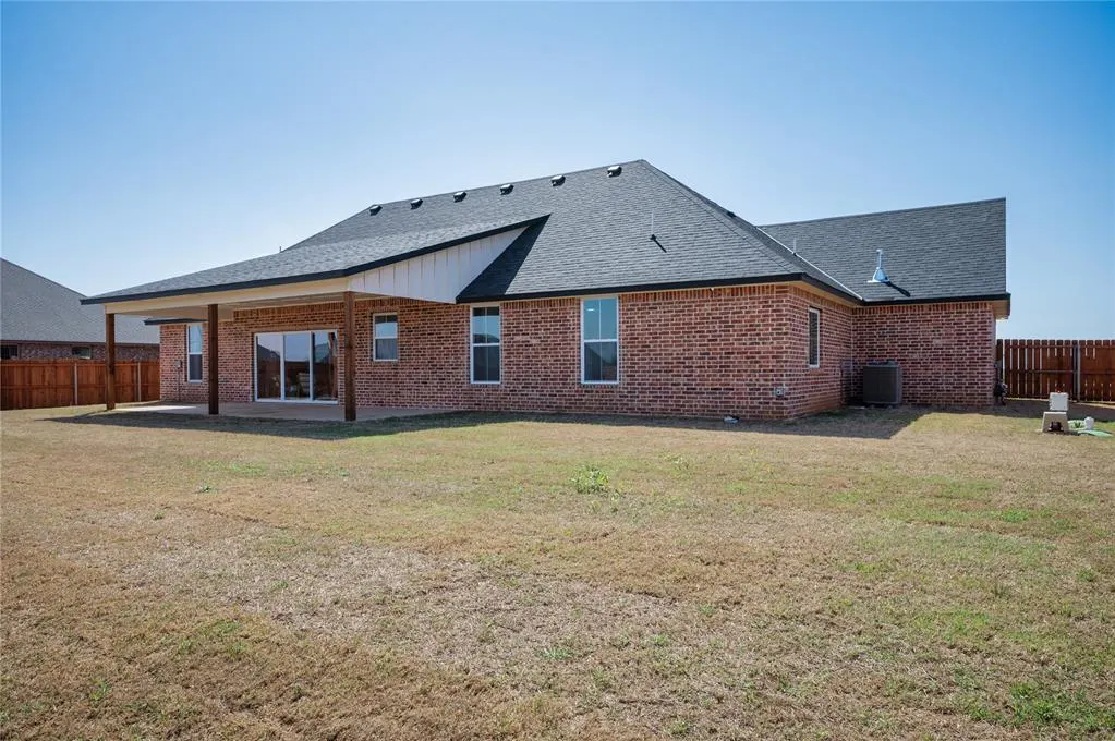 Photo 35 — 5488 NE Minnow Lane, Elgin, OK 73538