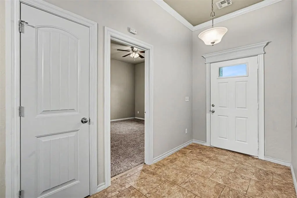 Photo 5 — 12704 NW 5th Street, Yukon, OK 73099