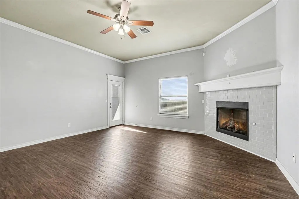 Photo 7 — 12704 NW 5th Street, Yukon, OK 73099
