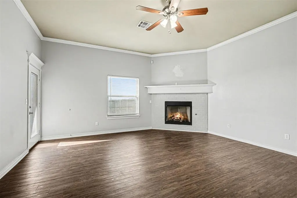 Photo 8 — 12704 NW 5th Street, Yukon, OK 73099