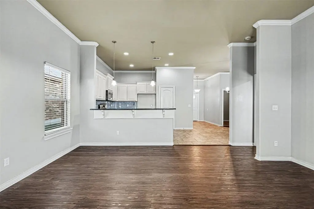 Photo 10 — 12704 NW 5th Street, Yukon, OK 73099