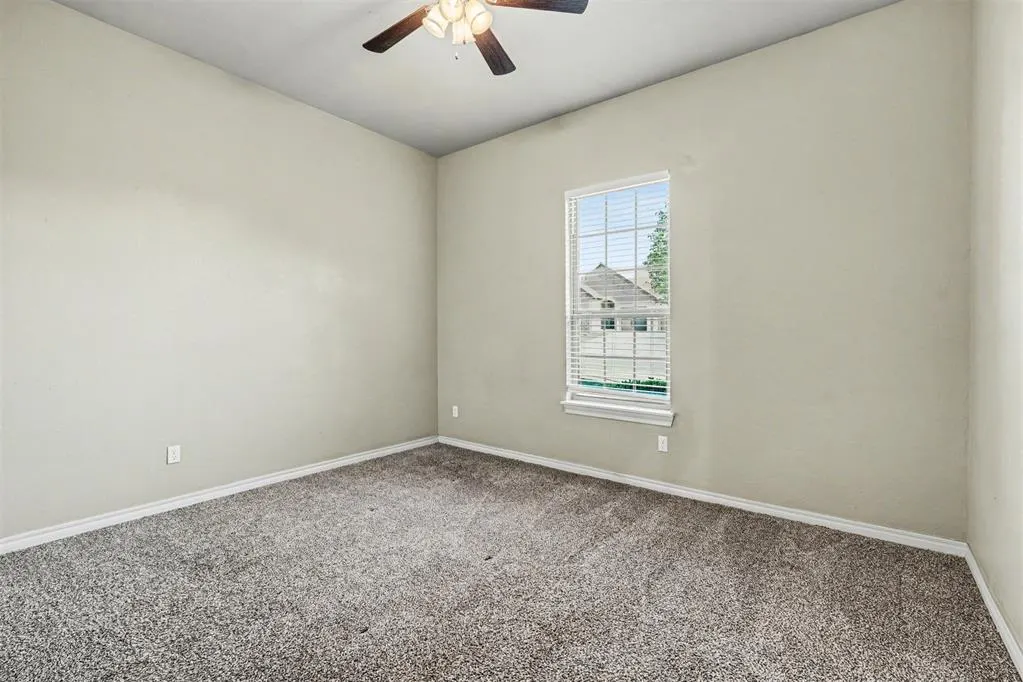 Photo 18 — 12704 NW 5th Street, Yukon, OK 73099