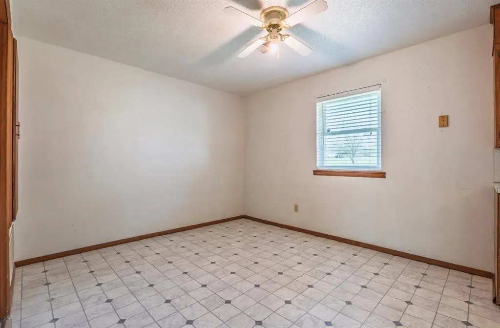 Photo 11 — 1310 W 15th Street, Prague, OK 74864
