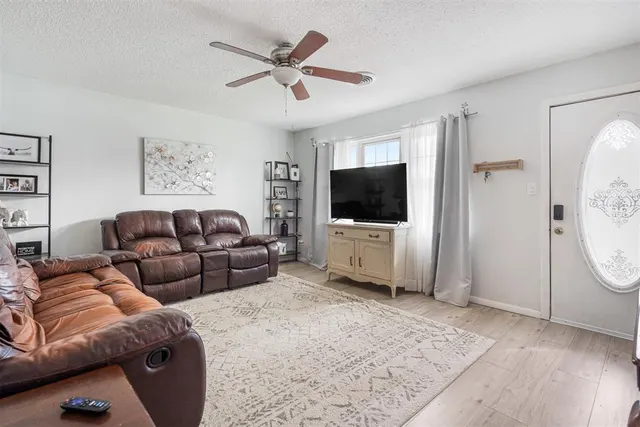 Photo 5 — 821 N Elm, Stratford, OK 74872