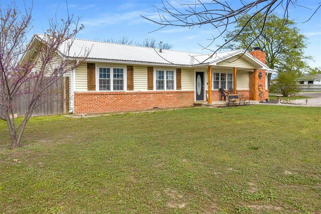 Photo 28 — 821 N Elm, Stratford, OK 74872