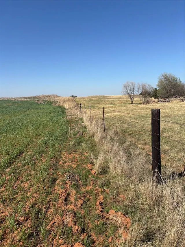 Photo 6 — W Keowee Road, Kremlin, OK 73753