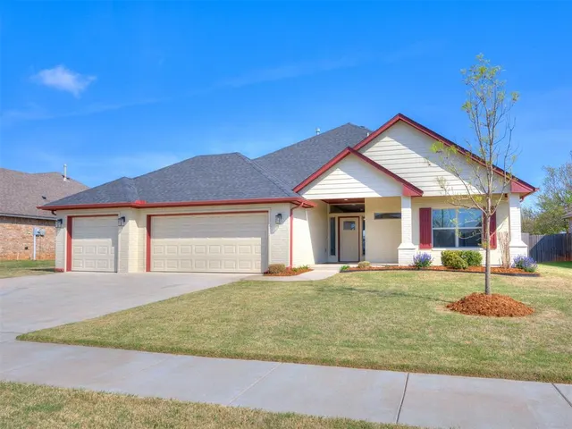 Photo 3 — 1525 NW 17th Place, Newcastle, OK 73065