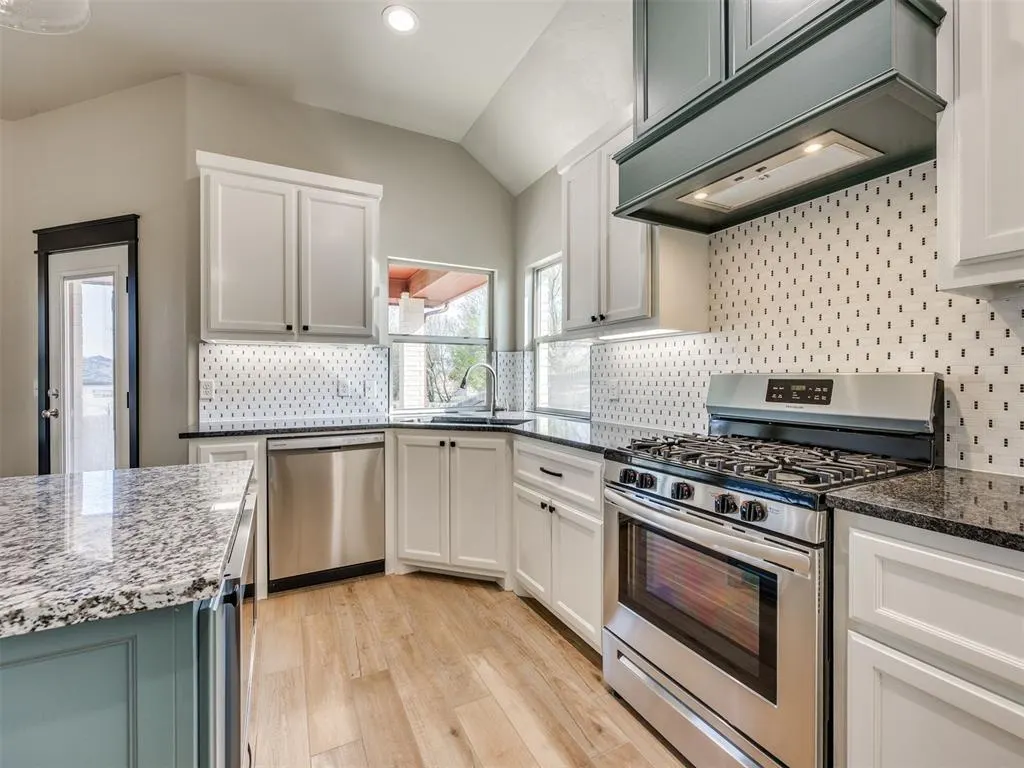 Photo 7 — 1525 NW 17th Place, Newcastle, OK 73065