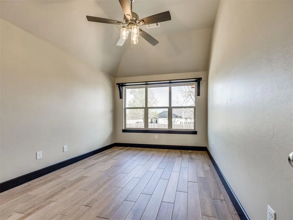 Photo 8 — 1525 NW 17th Place, Newcastle, OK 73065