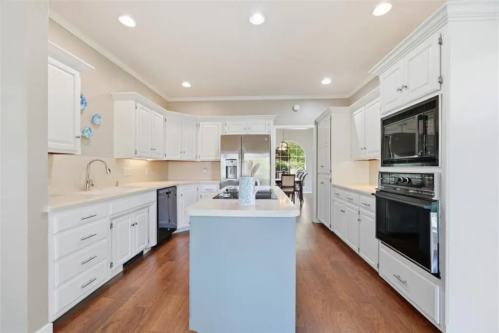 Photo 8 — 1421 Smiling Hill Boulevard, Edmond, OK 73013