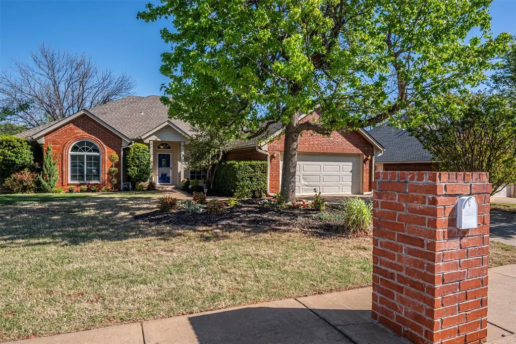 Photo 37 — 1421 Smiling Hill Boulevard, Edmond, OK 73013