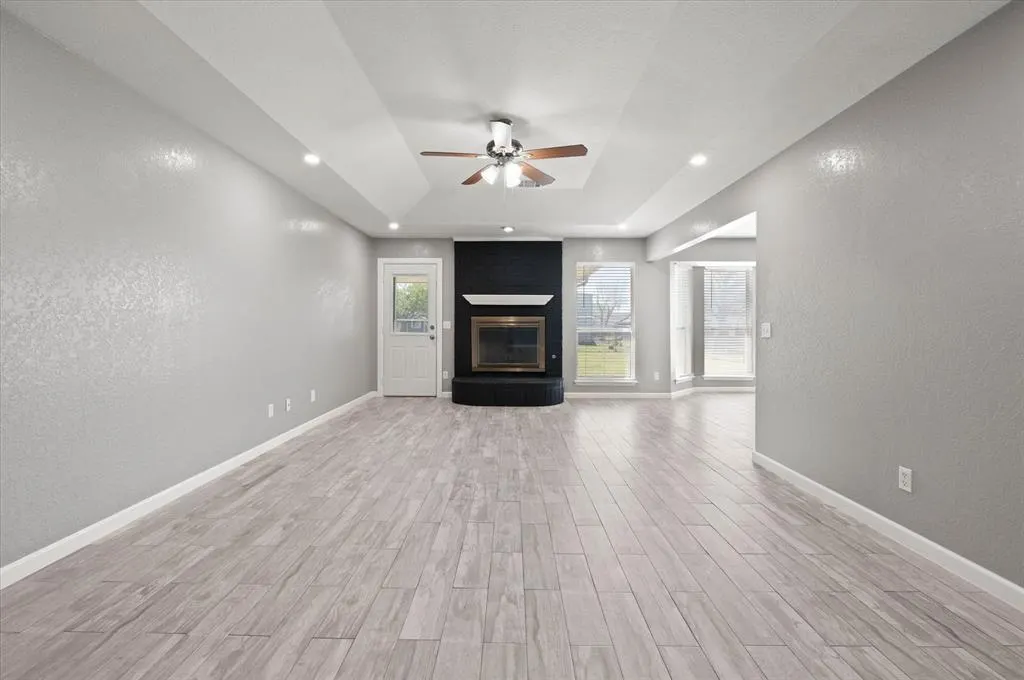 Photo 7 — 5904 SE 10th Street, Oklahoma City, OK 73110