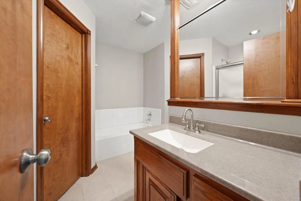 Photo 30 — 5904 SE 10th Street, Oklahoma City, OK 73110