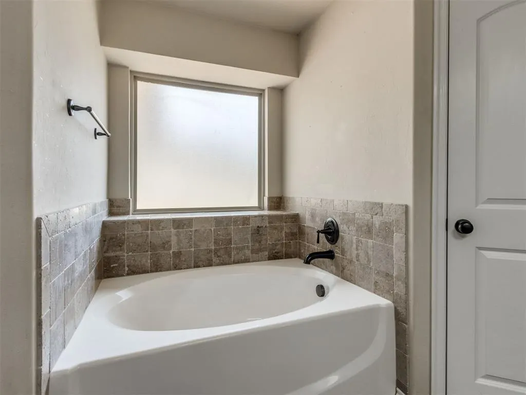 Photo 37 — 16116 Iron Ridge Road, Edmond, OK 73013