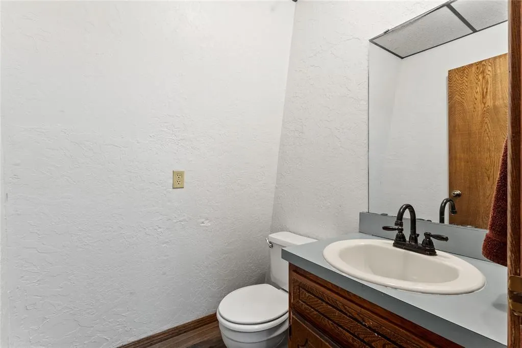 Photo 15 — 112 N State Street, Weatherford, OK 73096