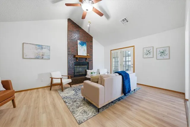 Photo 5 — 1100 David Road, Moore, OK 73160