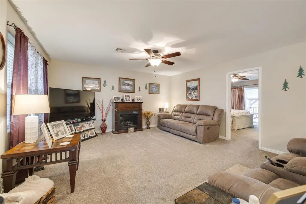 Photo 4 — 501 NW 7th Street, Checotah, OK 74426