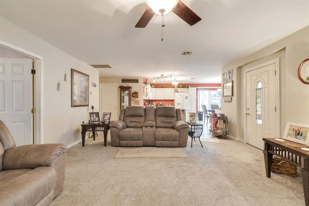 Photo 8 — 501 NW 7th Street, Checotah, OK 74426