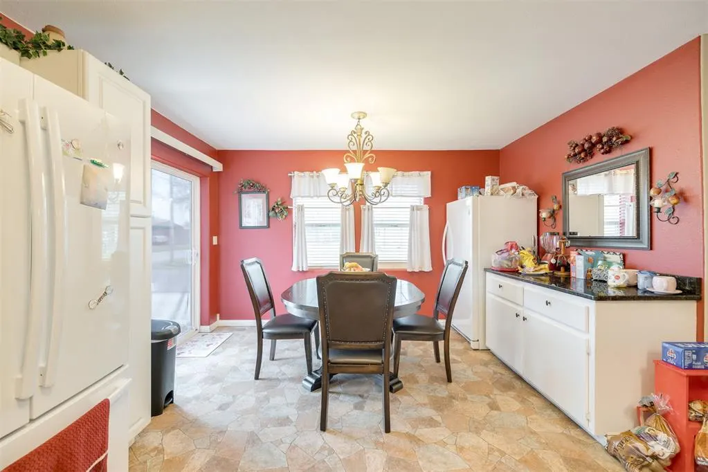 Photo 13 — 501 NW 7th Street, Checotah, OK 74426