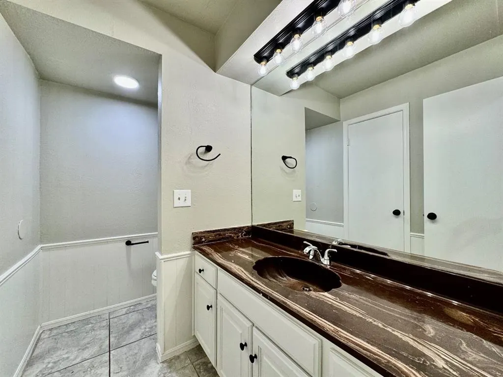 Photo 14 — 1820 Three Stars Road, Edmond, OK 73034
