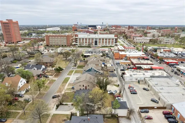 Photo 3 — 740 Deans Row Avenue, Norman, OK 73069
