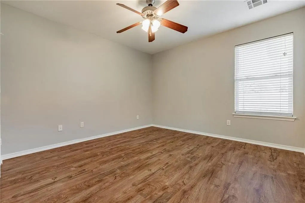 Photo 12 — 1004 Mollie Rausch Lane, Edmond, OK 73003