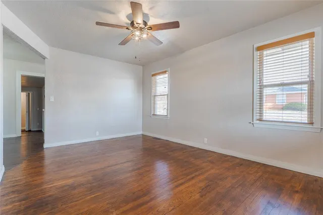 Photo 4 — 712 Santa Fe Drive, Clinton, OK 73601