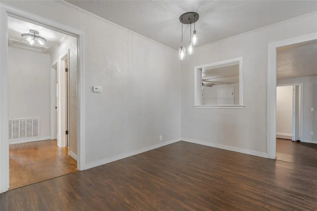 Photo 11 — 712 Santa Fe Drive, Clinton, OK 73601