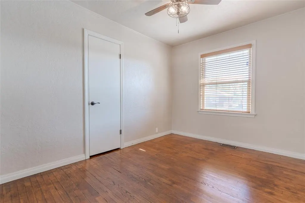 Photo 16 — 712 Santa Fe Drive, Clinton, OK 73601