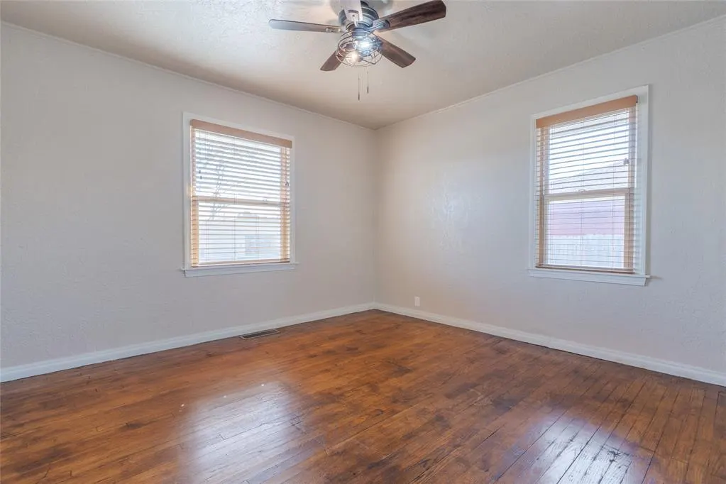 Photo 18 — 712 Santa Fe Drive, Clinton, OK 73601